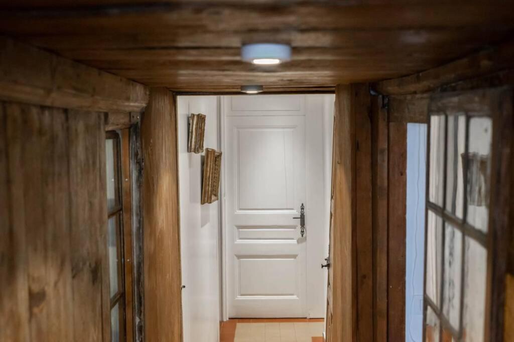 Le Rousseau Apartment อานซี ภายนอก รูปภาพ